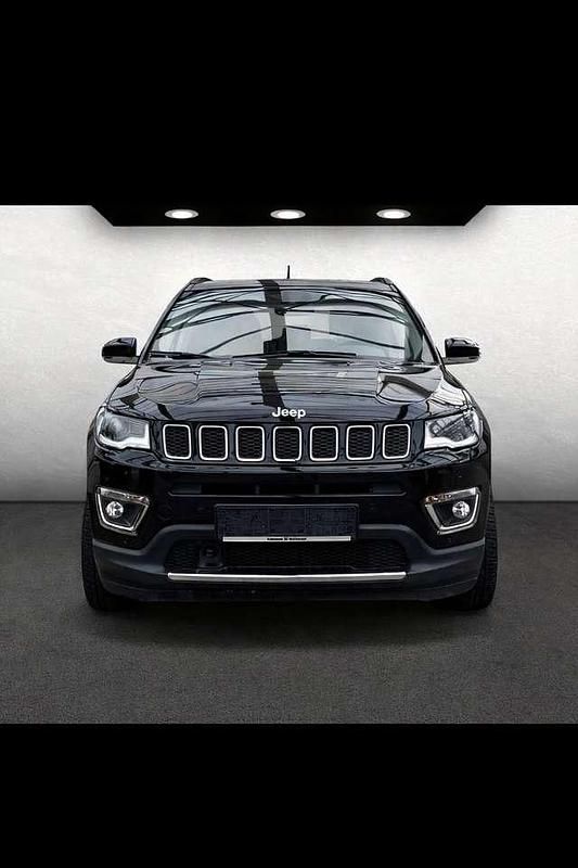 Gebraucht Jeep Compass Limited 170 PS (125 kW) 2020 Schwarz SUV