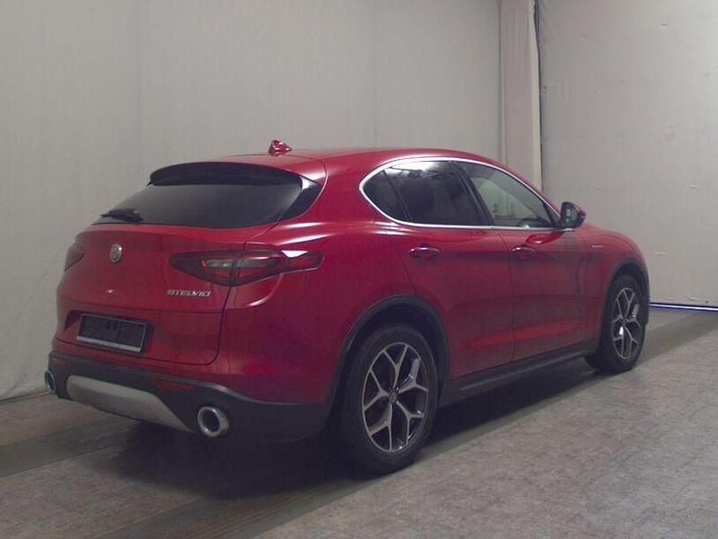 Gebraucht Alfa Romeo Stelvio Super 190 PS (139 kW) 2021 Rot SUV