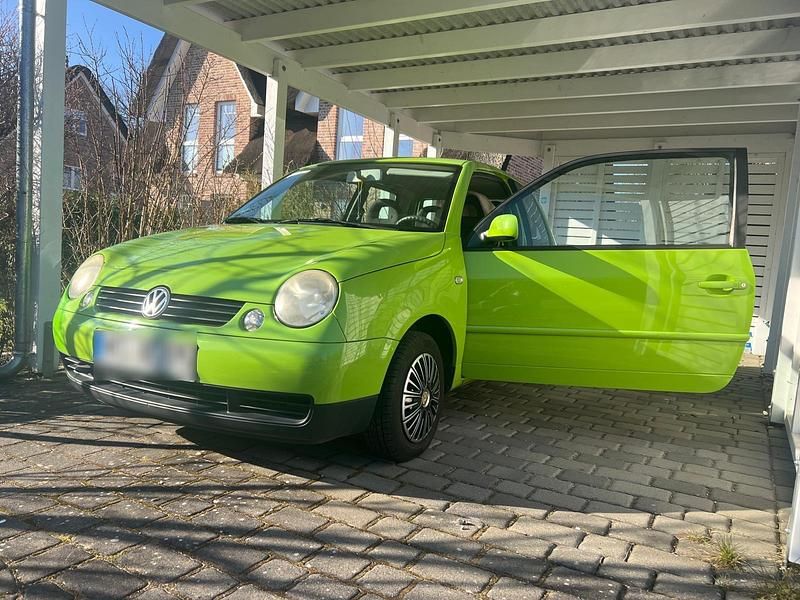 Second-hand VW Lupo 50 CP (36 kW) 2002 Verde Hatchback