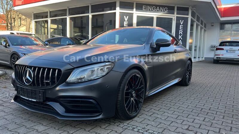 Designo graphitgrau magno Gebraucht 2022 Mercedes C63 AMG AMG Coupé | 55.800 € (Superpreis) - Bild 1/4