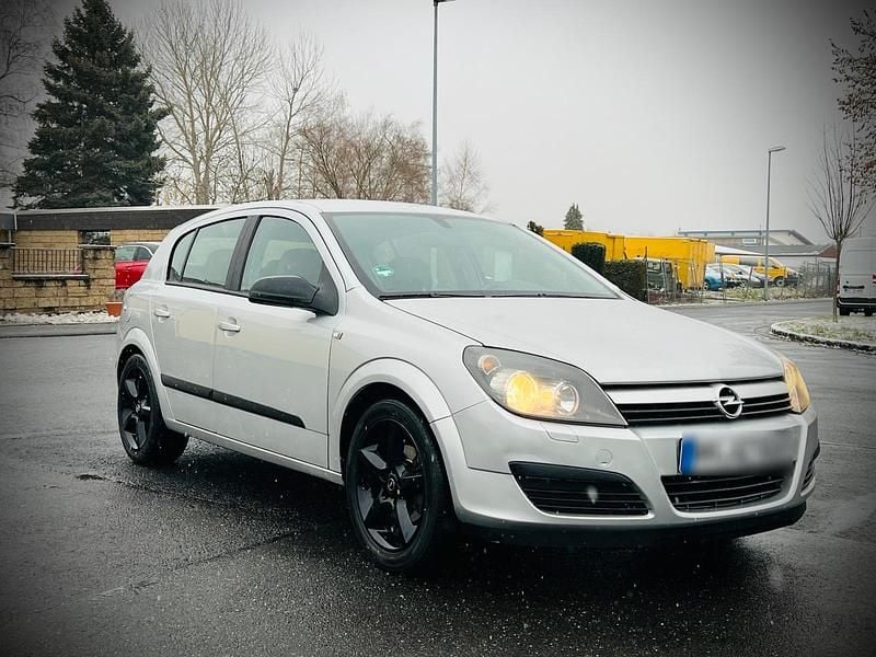Silber Gebraucht 2005 Opel Astra Limousine | 1.750 € (Fairer Preis) - Bild 1/4