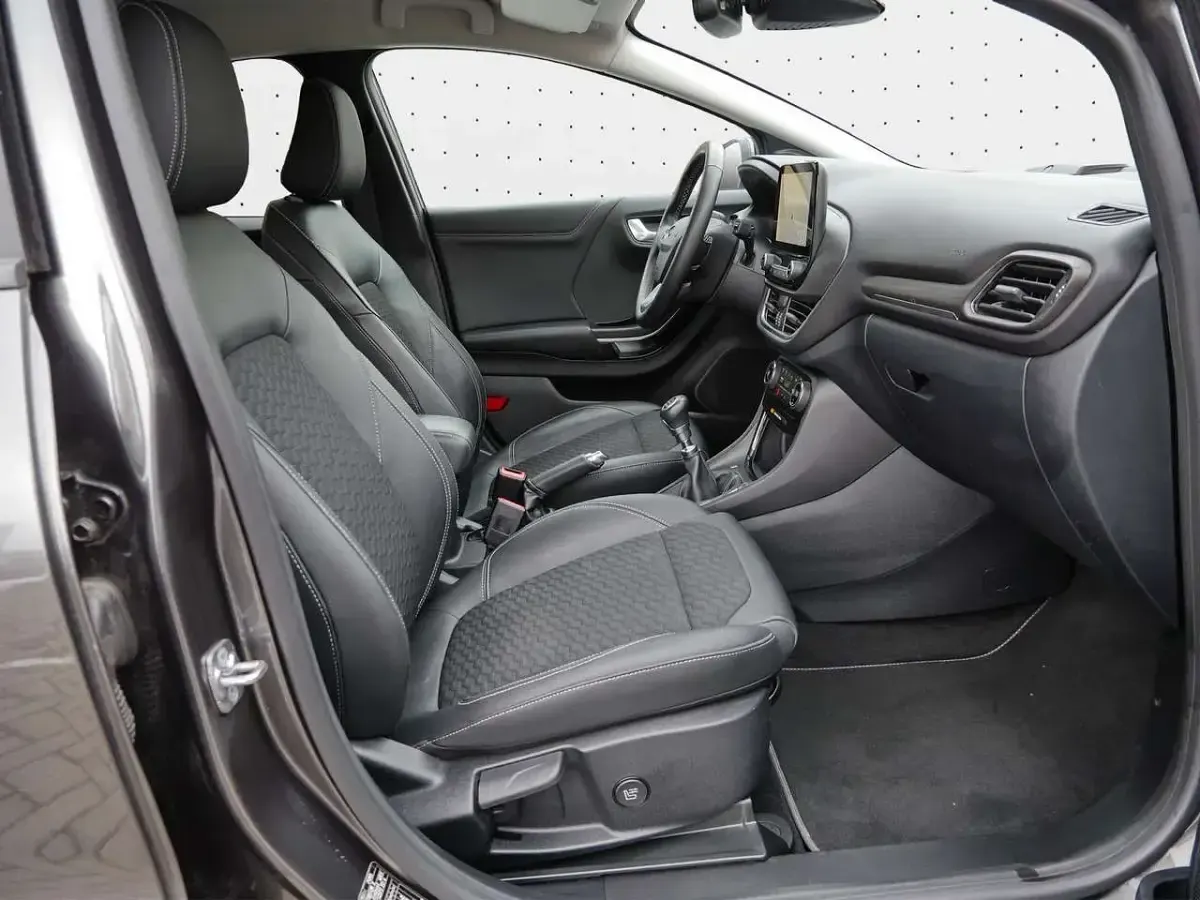 Gebraucht Ford Puma 125 PS (91 kW) 2020 Grau SUV