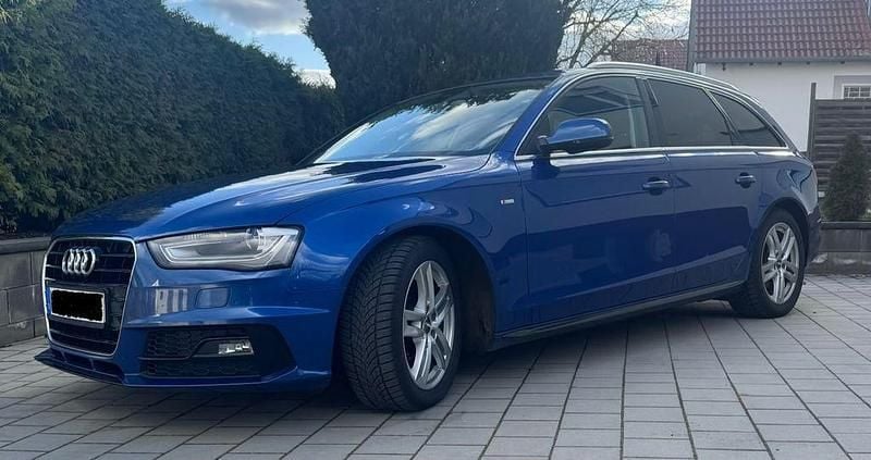 Gebraucht Audi A4 S-Line 150 PS (110 kW) 2015 Blau Kombi