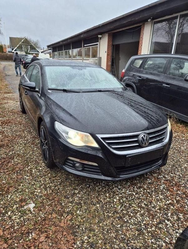 Gebraucht VW Passat Exclusive 170 PS (125 kW) 2010 Schwarz Coupé