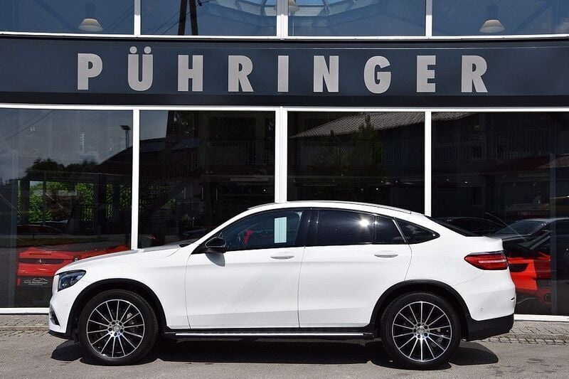 Weiß Gebraucht 2016 Mercedes GLC220 AMG line Coupé | 33.490 € (Fairer Preis) - Bild 1/4