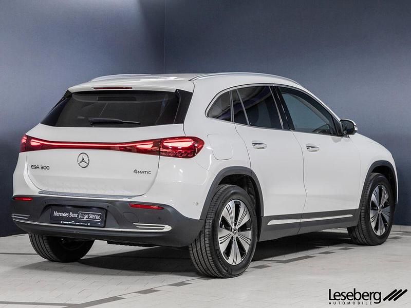 Gebraucht Mercedes EQA300 Progressive 167 kW (228 PS) 2024 Weiß SUV