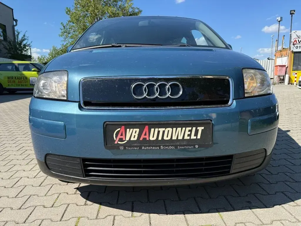 Gebraucht Audi A2 110 PS (80 kW) 2002 Blau Kleinwagen