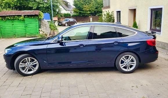 Gebraucht BMW 320 Gran Turismo Luxury Line 190 PS (139 kW) 2019 Blau Limousine