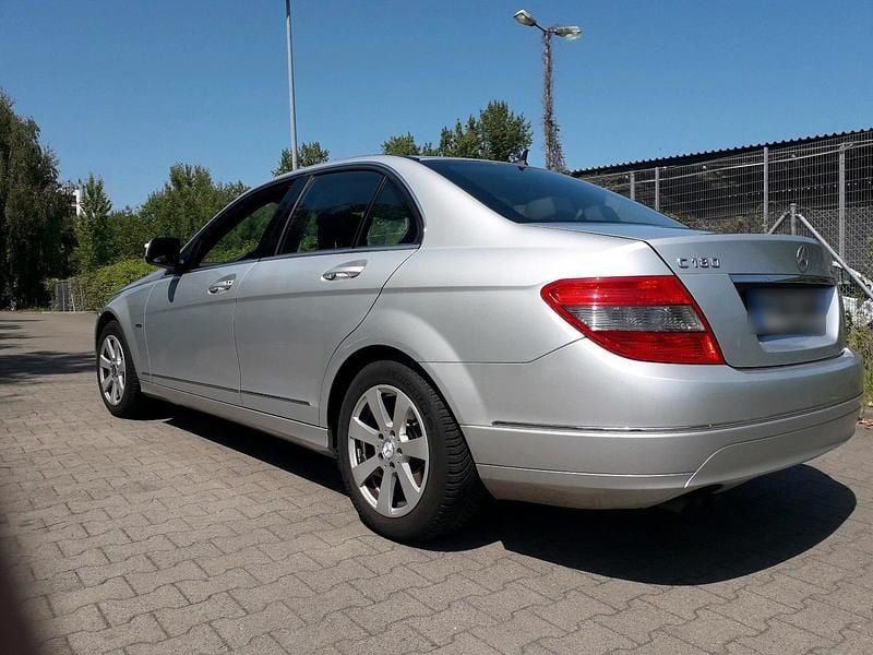 Gebraucht Mercedes C180 156 PS (114 kW) 2007 Grau Limousine