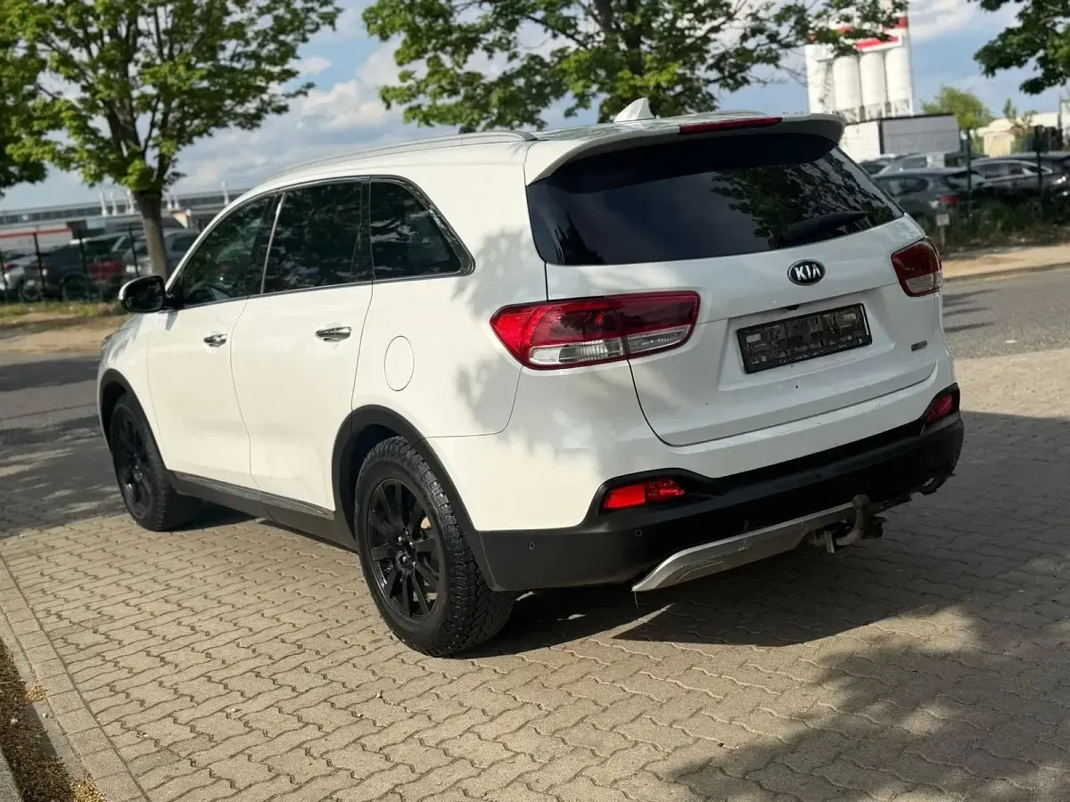 Gebraucht Kia Sorento 200 PS (147 kW) 2016 Weiß SUV