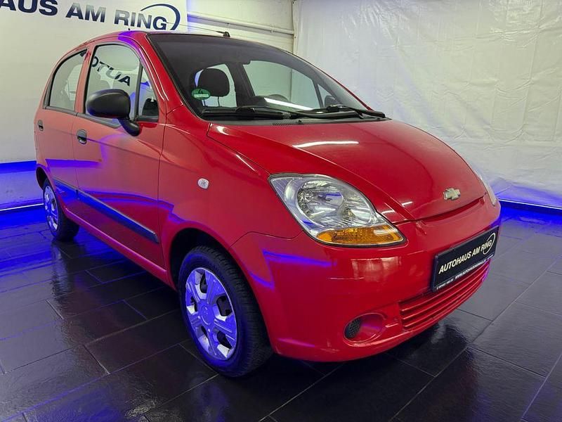 Gebraucht Chevrolet Matiz 52 PS (38 kW) 2010 Rot Kleinwagen