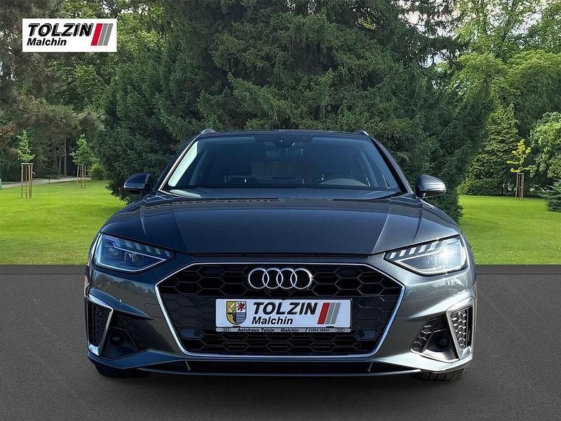 Gebraucht Audi A4 S-Line 204 PS (150 kW) 2023 Grau Kombi