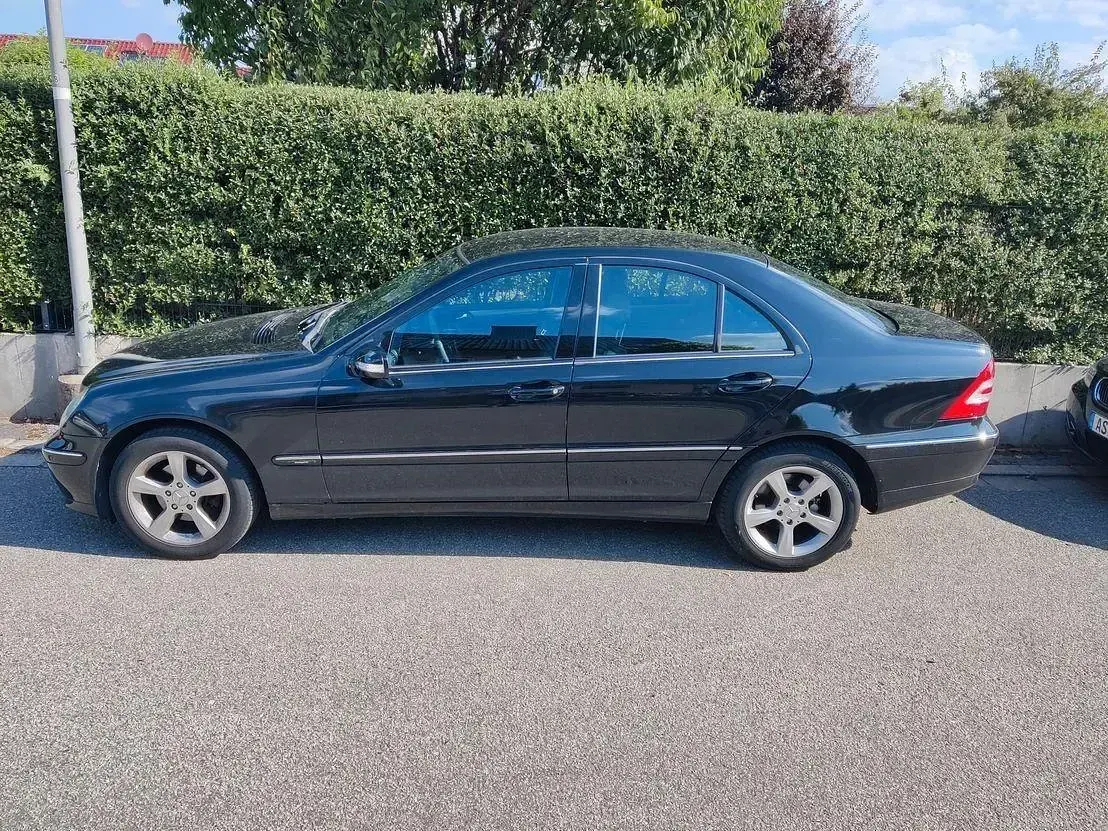 Gebraucht Mercedes C200 Avantgarde 163 PS (119 kW) 2006 Schwarz Limousine