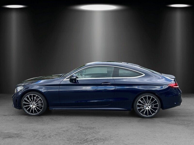 Gebraucht Mercedes C300 AMG 258 PS (189 kW) 2019 Cavansitblau Coupé