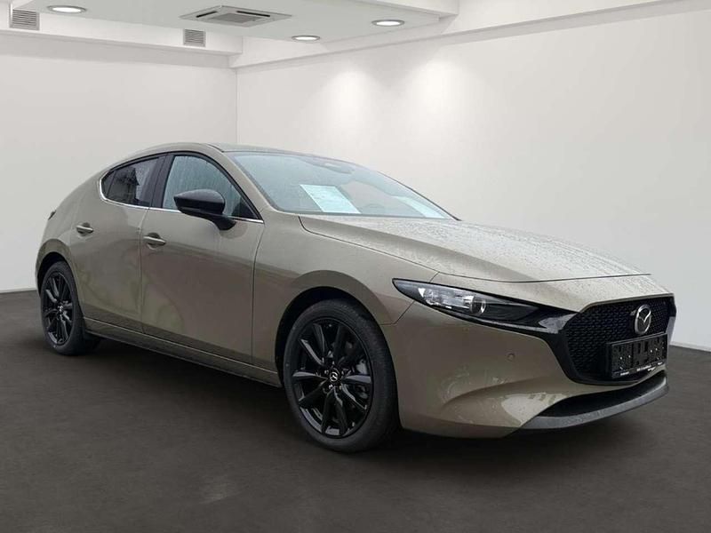 Neu Mazda 3 140 PS (102 kW) 2026 Zircon sand Limousine