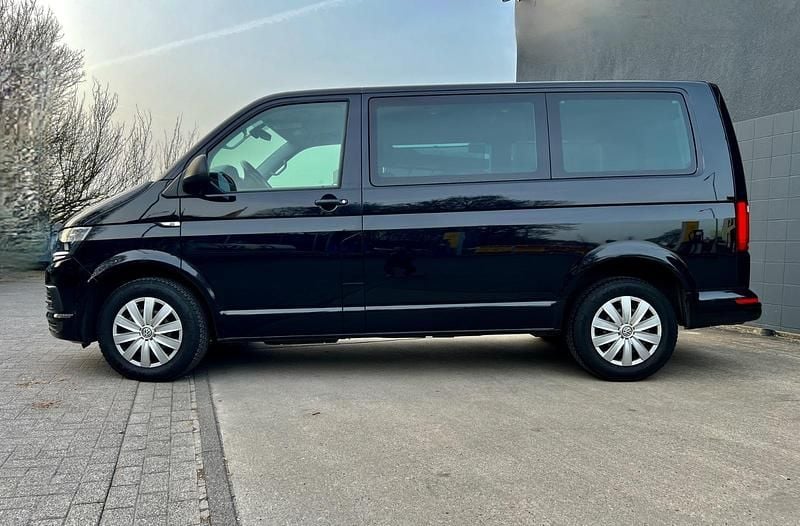 Gebraucht VW T6 Trendline 150 PS (110 kW) 2018 Schwarz Van