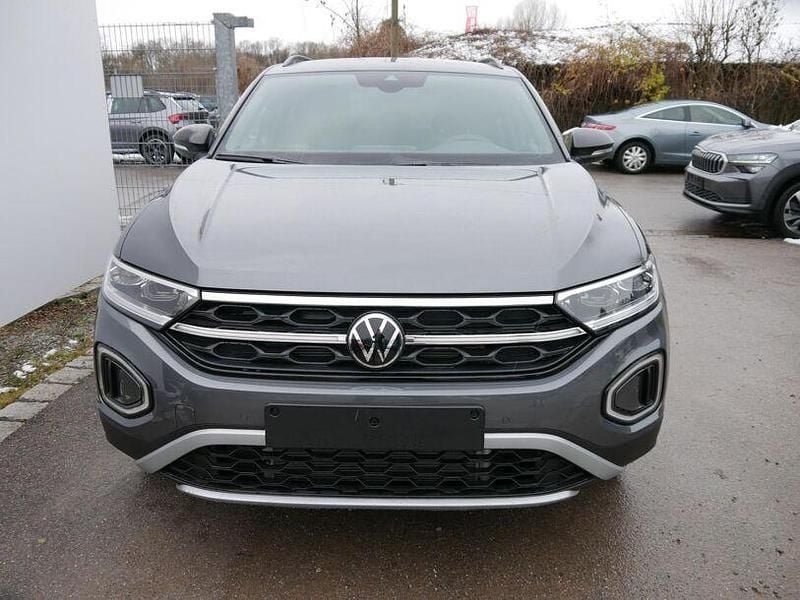Neu VW T-Roc Style 150 PS (110 kW) 2025 Deepblack perleffekt SUV