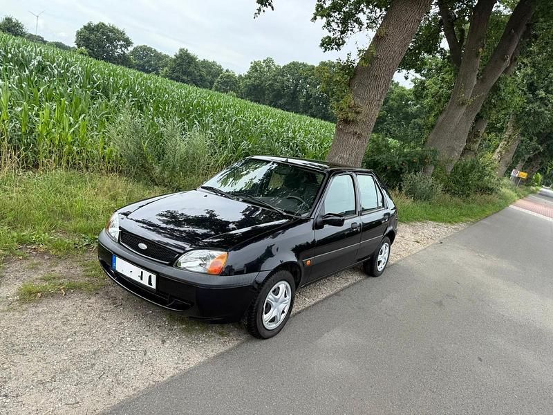 Schwarz Gebraucht 2001 Ford Fiesta Kleinwagen | 1.500 € (Fairer Preis) - Bild 1/4