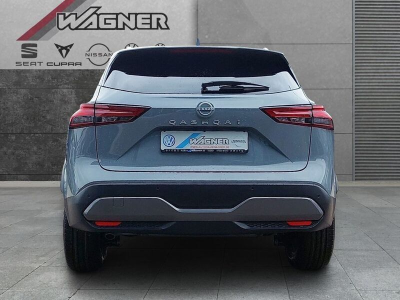 Gebraucht Nissan Qashqai Tekna 158 PS (116 kW) 2022 Grau SUV