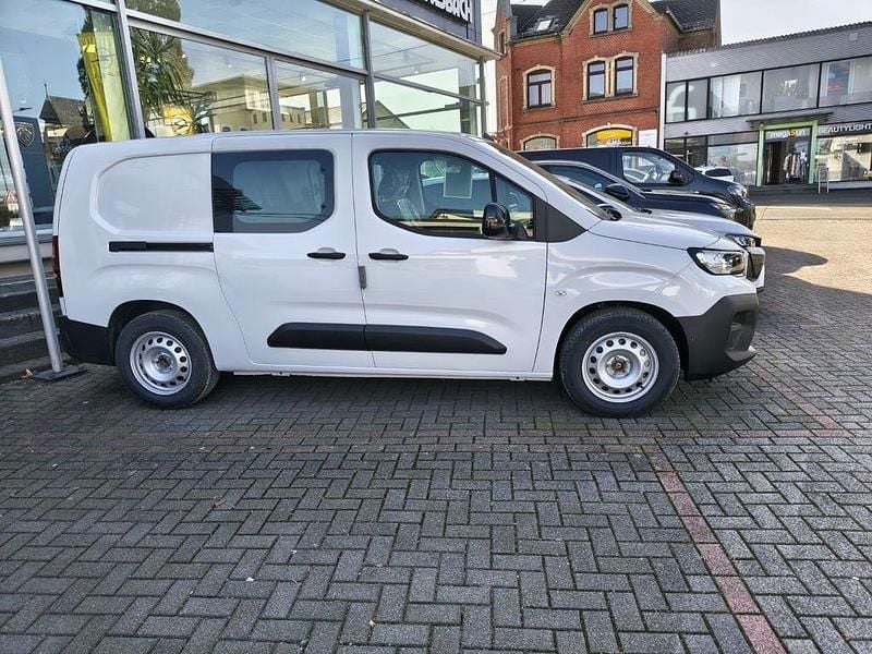 Neu Peugeot E-Partner 100 kW (136 PS) 2026 Weiß Van / Kleinbus