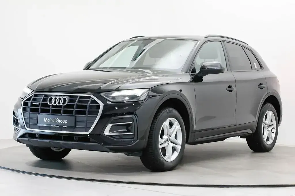 Gebraucht Audi Q5 Basis 204 PS (150 kW) 2024 Brillantschwarz SUV