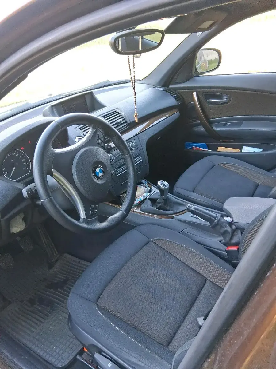 Gebraucht BMW 116 116 PS (85 kW) 2010 Braun Kleinwagen