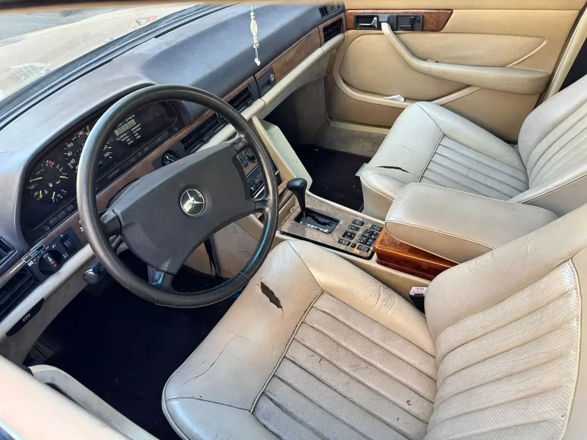 Gebraucht Mercedes 500 232 PS (170 kW) 1988 Schwarz Limousine