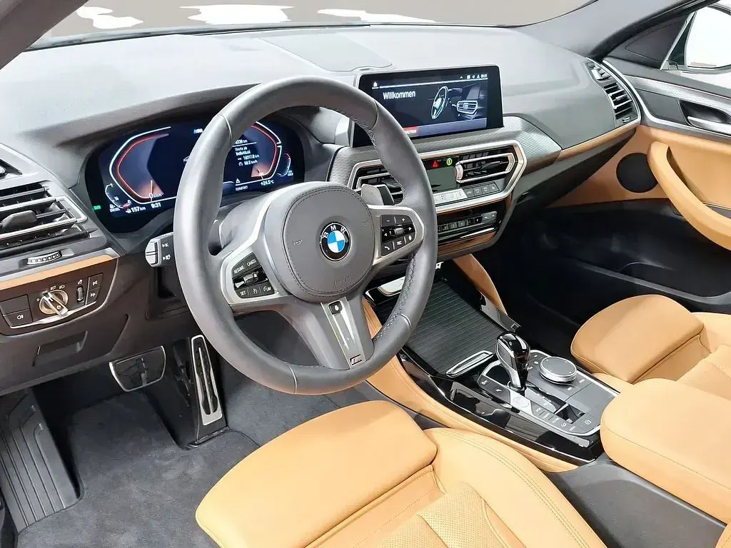 Gebraucht BMW X4 M Sport 190 PS (139 kW) 2025 Weiß SUV