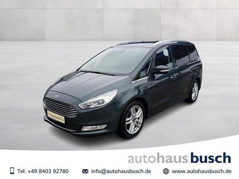 Grün Gebraucht 2015 Ford Galaxy Titanium Van / Kleinbus | 12.980 € (Fairer Preis) - Bild 1/4