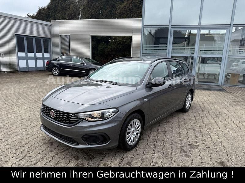 Gebraucht Fiat Tipo 95 PS (69 kW) 2018 Grau Kombi