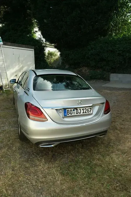 Gebraucht Mercedes C180 156 PS (114 kW) 2020 Silber Limousine