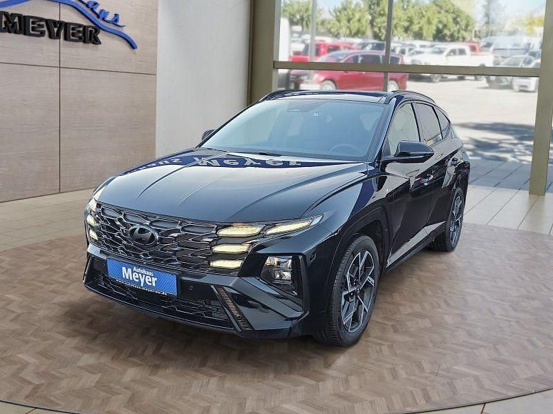Abyss black Neu 2025 Hyundai Tucson N Line SUV | 33.910 € (Fairer Preis) - Bild 1/4