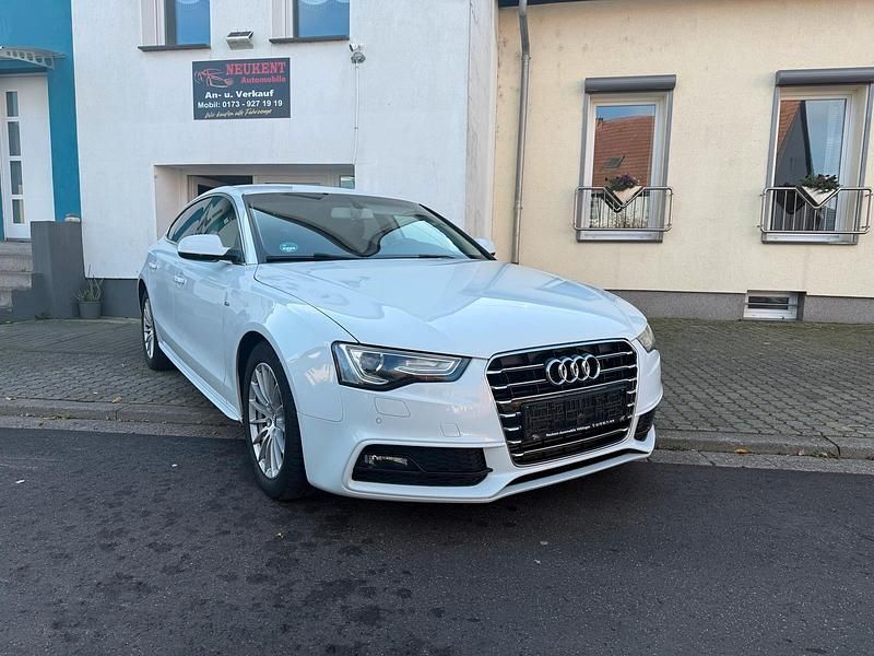 Weiß Gebraucht 2016 Audi A5 Sportback S-Line Limousine | 11.999 € (Etwas zu teuer) - Bild 1/4