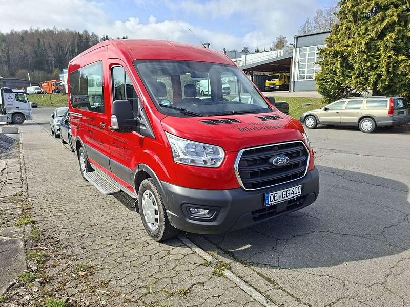 Gebraucht Ford Transit Trend 131 PS (96 kW) 2020 Racerot Van / Kleinbus