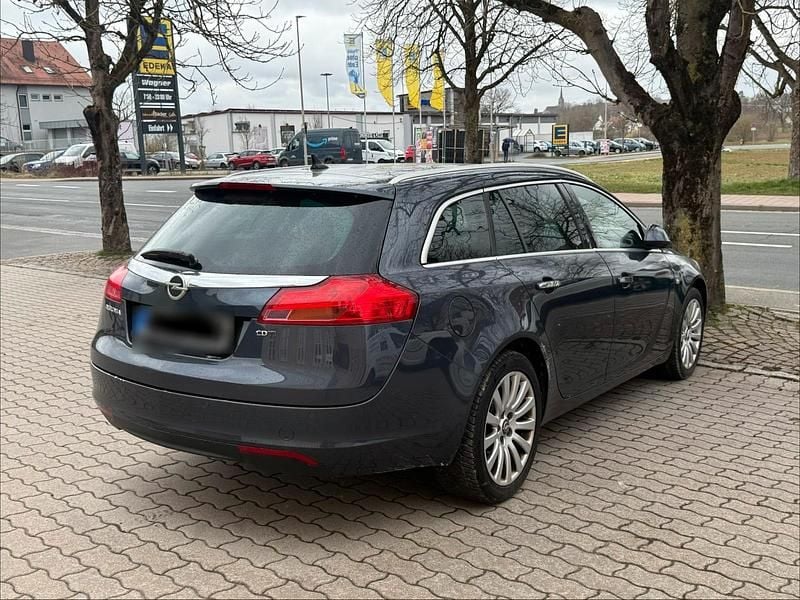 Gebraucht Opel Insignia 160 PS (117 kW) 2011 Grau Kombi