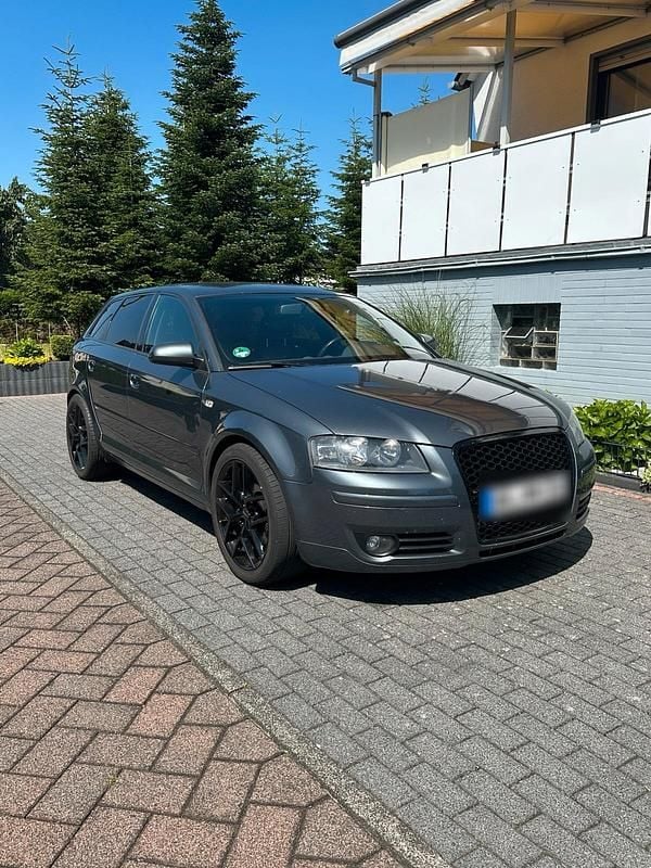 Silber Gebraucht 2007 Audi A3 Sportback S-Line Kombi | 3.500 € (Guter Preis) - Bild 1/4
