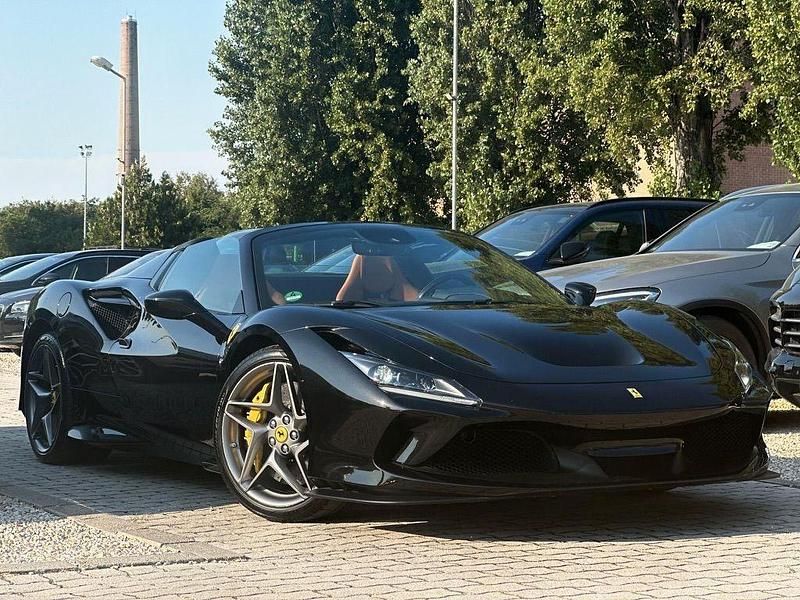 Schwarz Gebraucht 2022 Ferrari F8 Cabrio | 330.000 € - Bild 1/4