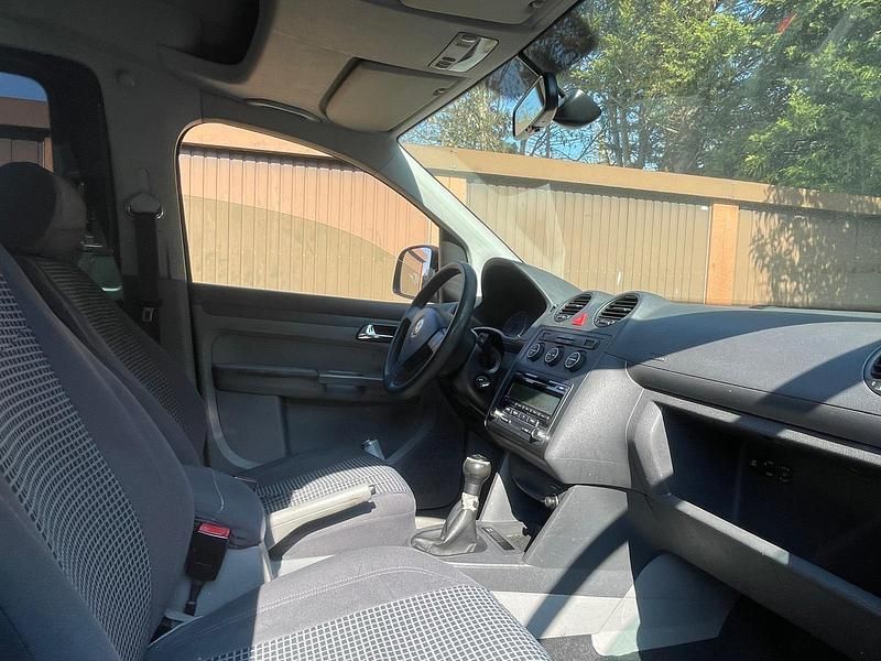 Gebraucht VW Caddy Life 109 PS (80 kW) 2009 Grau Van / Kleinbus