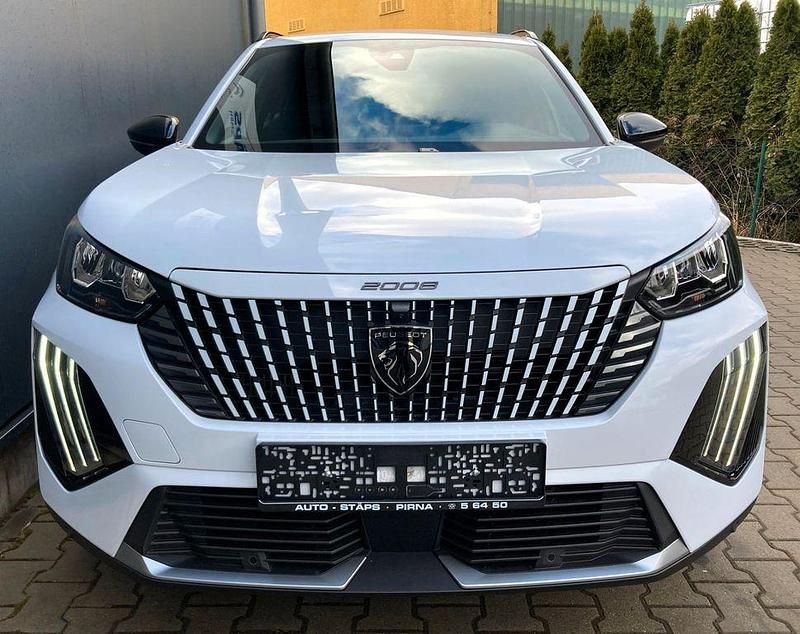 Gebraucht Peugeot 2008 Allure 136 PS (100 kW) 2025 Weiß SUV