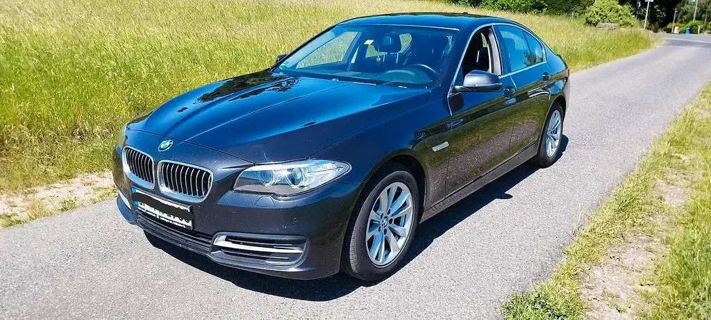 Gebraucht BMW 520 Efficient Dynamics 184 PS (135 kW) 2013 Grau Limousine