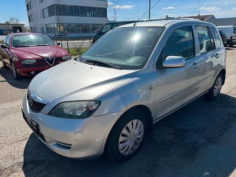 Gebraucht Mazda 2 Comfort 75 PS (55 kW) 2005 Grau Kleinwagen