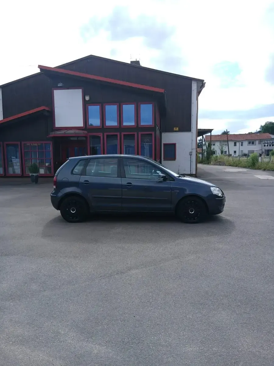 Gebraucht VW Polo Trendline 65 PS (47 kW) 2006 Grau Kleinwagen
