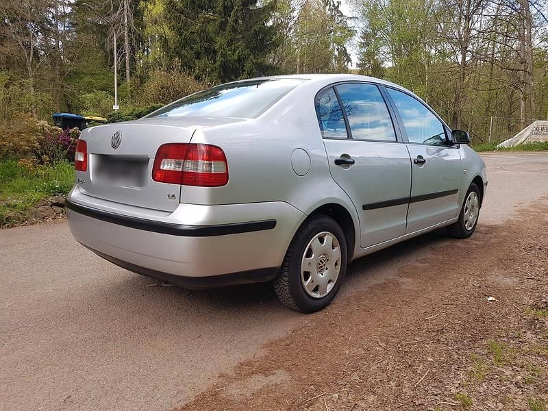 Brugt VW Polo 75 HK (55 kW) 2004 Sølv Hatchback