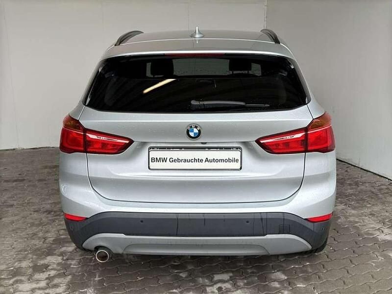 Gebraucht BMW X1 Advantage 140 PS (102 kW) 2018 Glaciersilber metallic SUV