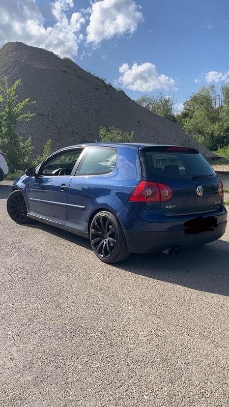 Gebraucht VW Golf 150 PS (110 kW) 2005 Blau Coupé
