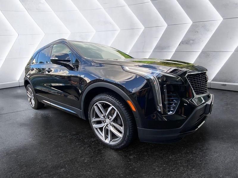 Gebraucht Cadillac XT4 230 PS (169 kW) 2022 Othercolor SUV