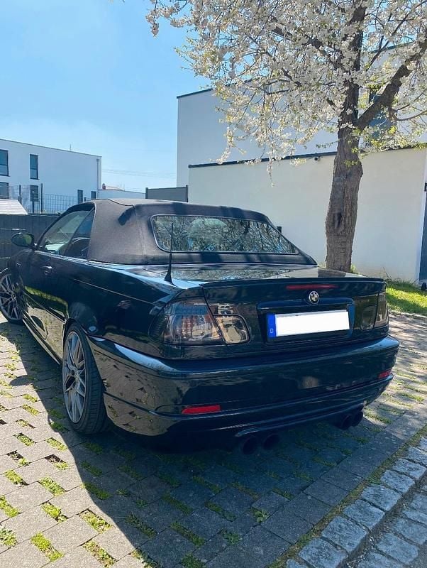 Gebraucht BMW 330 Cabriolet M Sport 231 PS (169 kW) 2002 Schwarz Cabrio