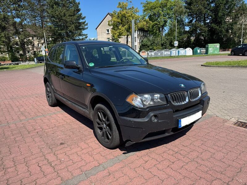 Schwarz Gebraucht 2005 BMW X3 SUV | 3.990 € (Guter Preis) - Bild 1/4
