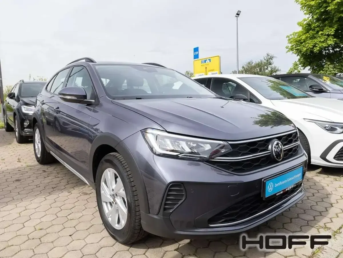 Neu VW Taigo Pro 95 PS (69 kW) 2025 Rauchgrau metallic SUV