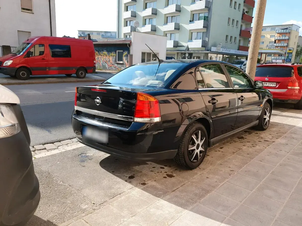 Gebraucht Opel Vectra 147 PS (108 kW) 2004 Schwarz Limousine